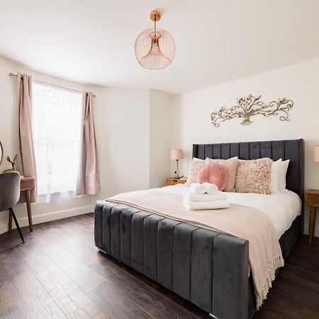 Wild Roses Serviced Apartments - Chelsea Лондон Екстер'єр фото