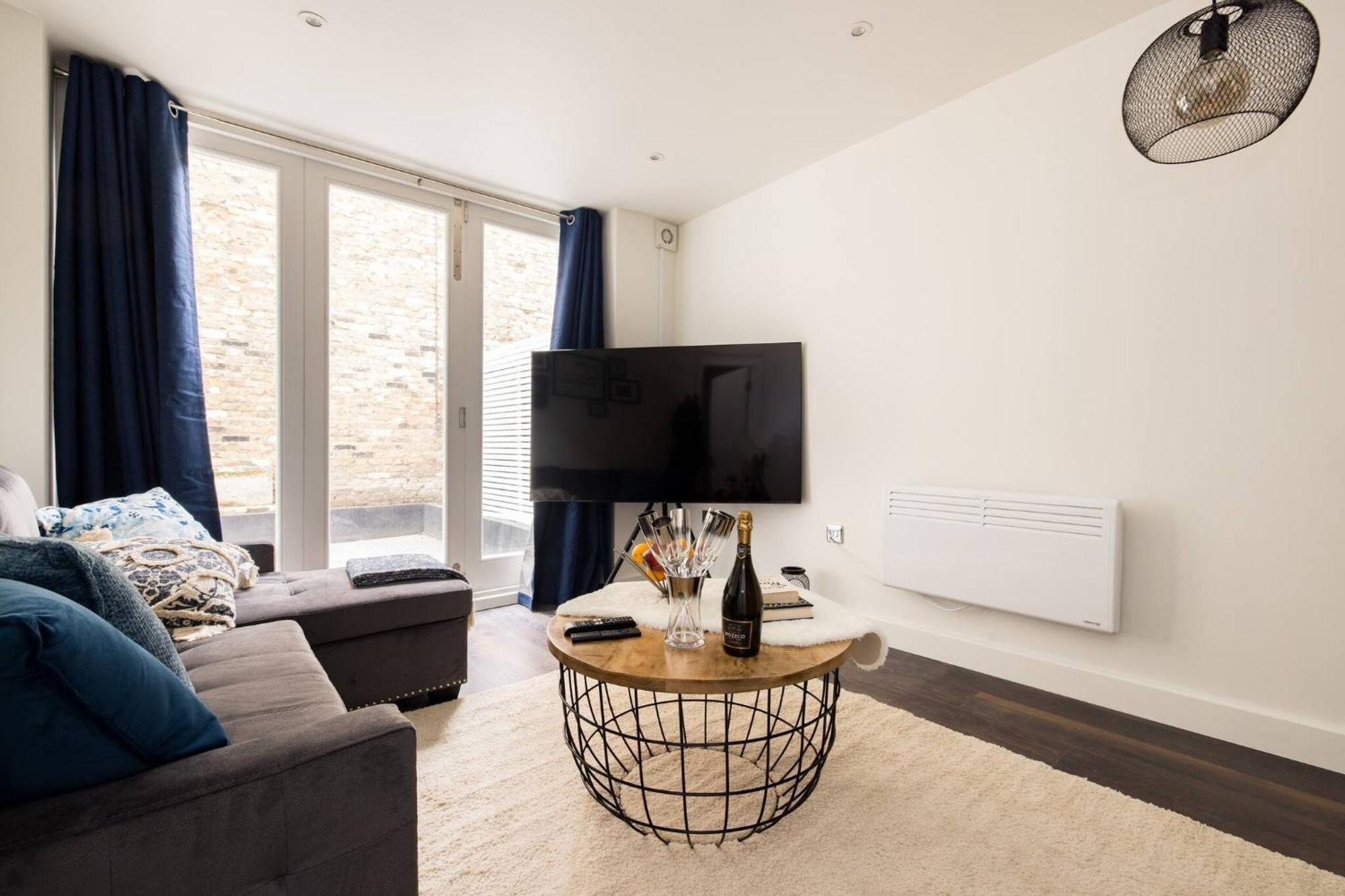 Wild Roses Serviced Apartments - Chelsea Лондон Екстер'єр фото