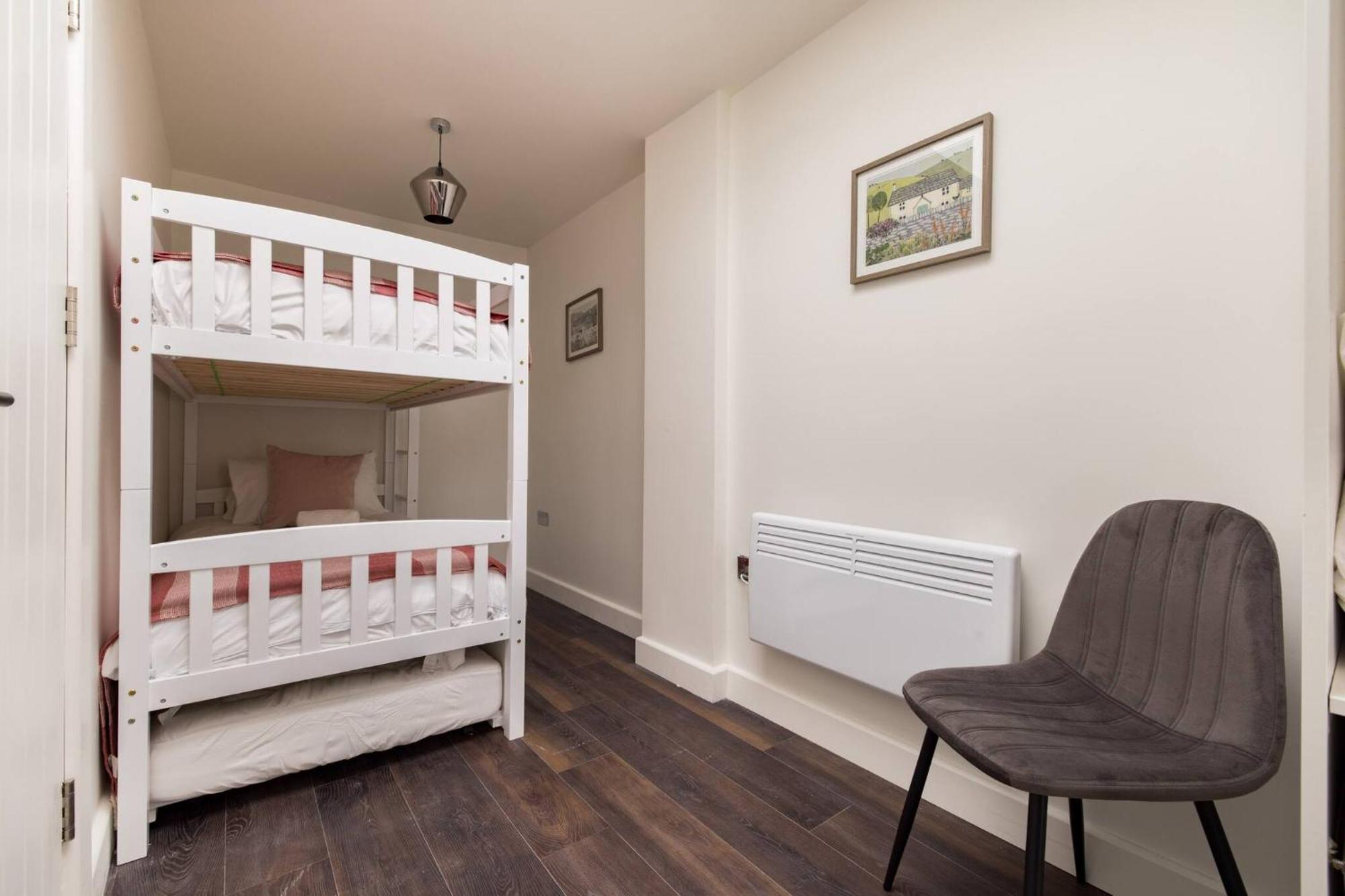Wild Roses Serviced Apartments - Chelsea Лондон Екстер'єр фото