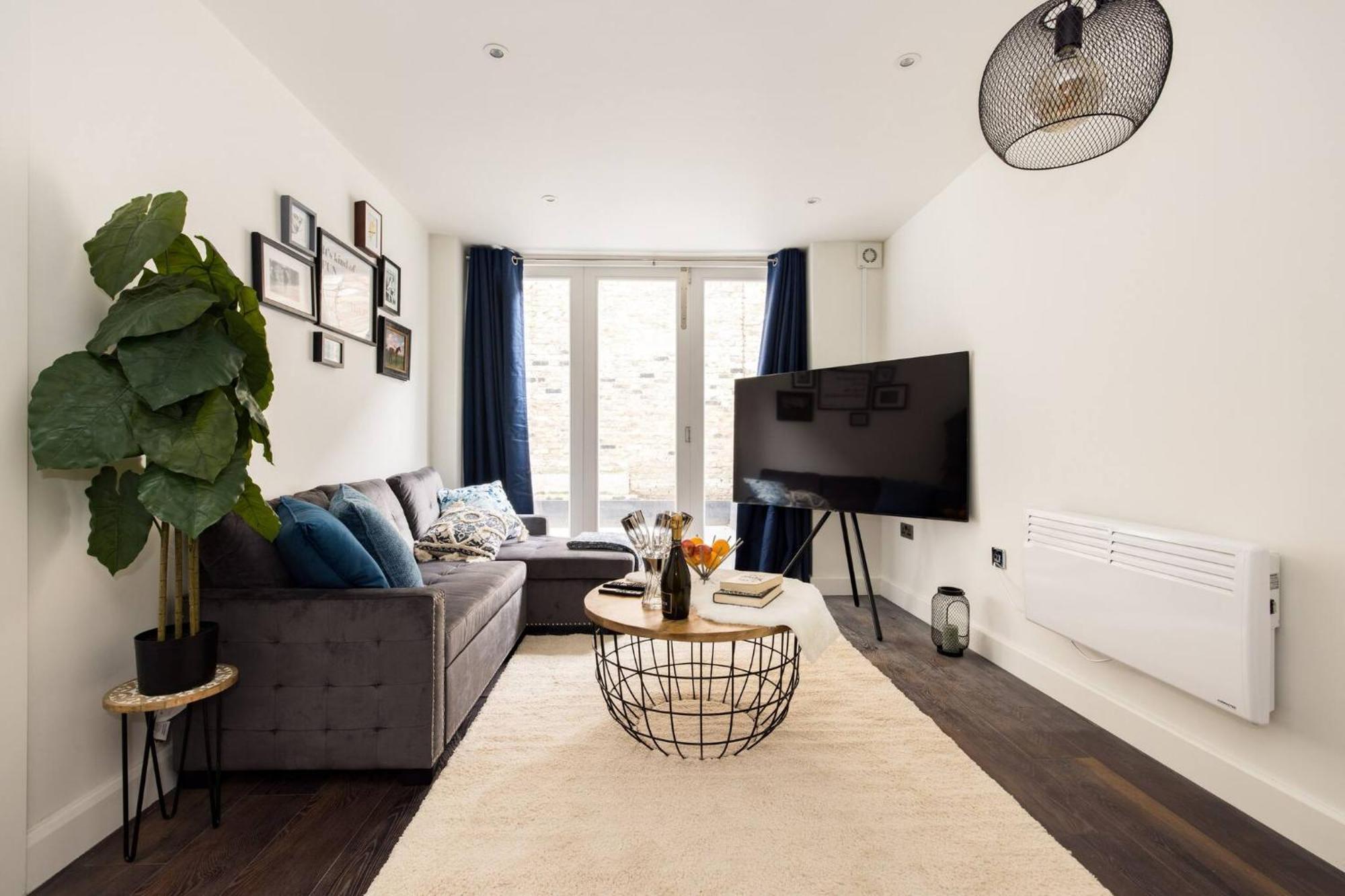 Wild Roses Serviced Apartments - Chelsea Лондон Екстер'єр фото