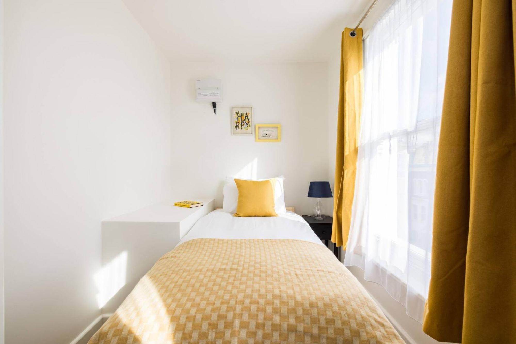 Wild Roses Serviced Apartments - Chelsea Лондон Екстер'єр фото