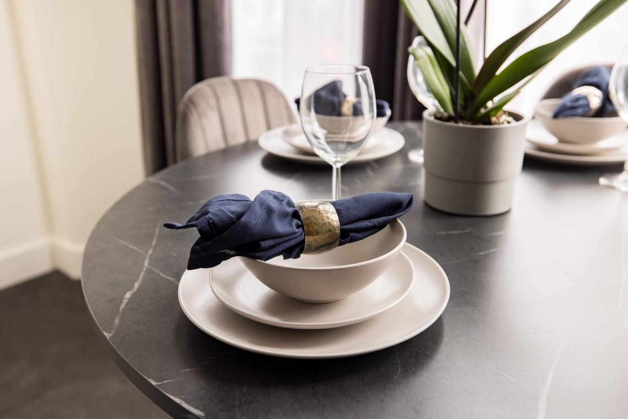 Wild Roses Serviced Apartments - Chelsea Лондон Екстер'єр фото